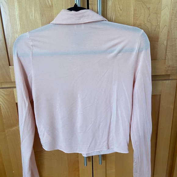 Aritzia Wilfred pose waist long sleeve Button-Up Top in peach - Picture 5 of 5